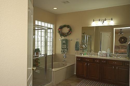 5th image of 14407 W Port Royale Ln