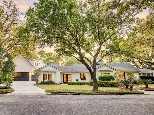 1 Beverly Rd, Charleston, SC 29407