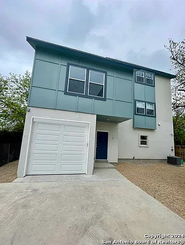 3 bed, 3.5 bath, 2100 sqft, $3,150 — Photo 2