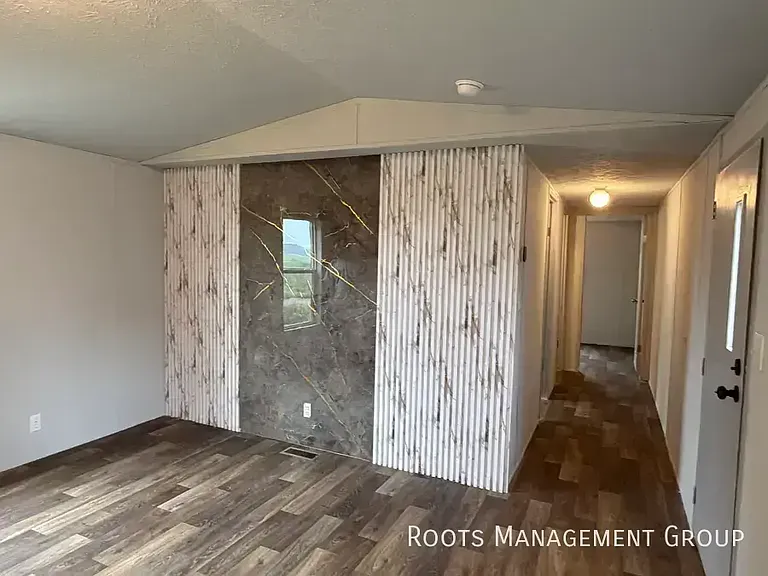 15 Locust St #15 — Photo 15