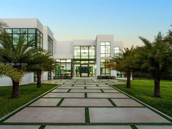 9525 SW 95th Ct, Miami, FL 33176