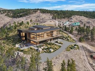 865 Redstone Dr, Bellvue, CO 80512