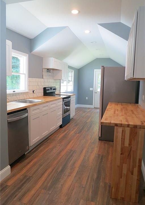 1st image of 111 Maurice Ave