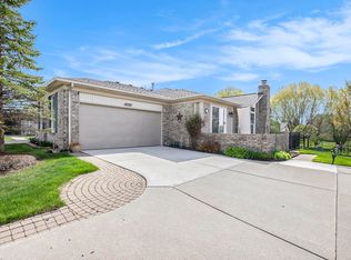 49837 Hidden Valley Dr, Macomb, MI 48044