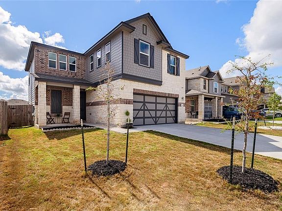 3rd image of 556 Bailey Park Dr