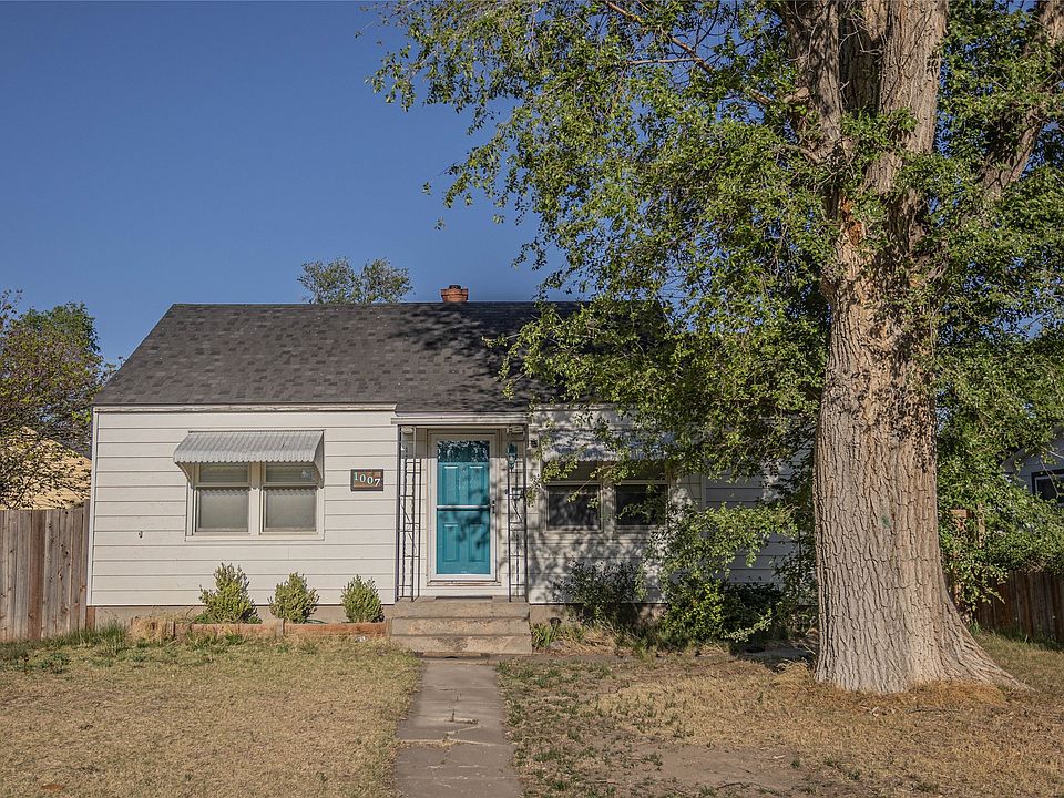 1st image of 1007 N 1st St