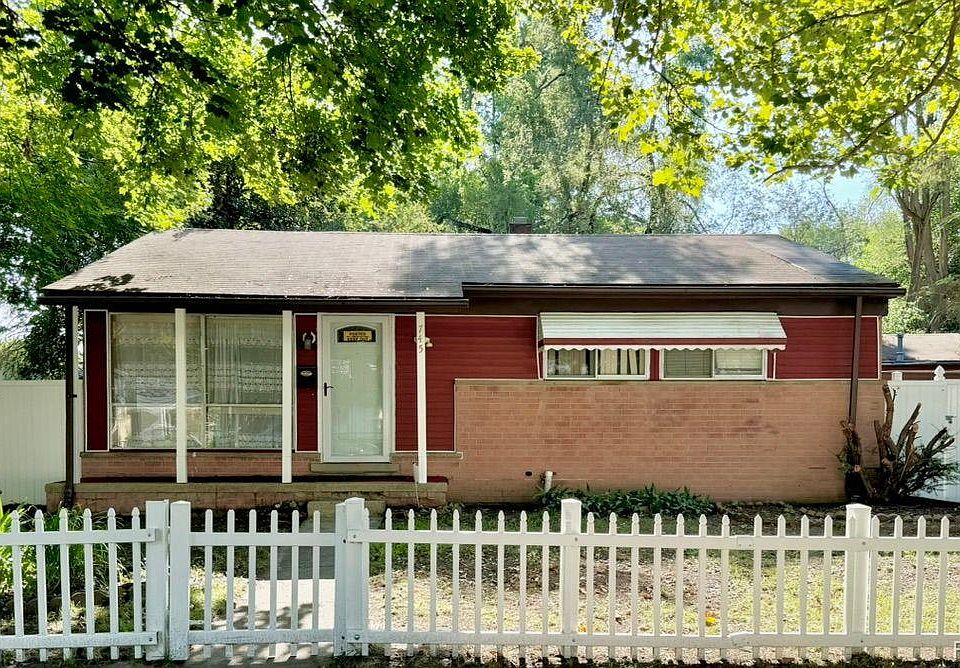 1st image of 745 Eugene St