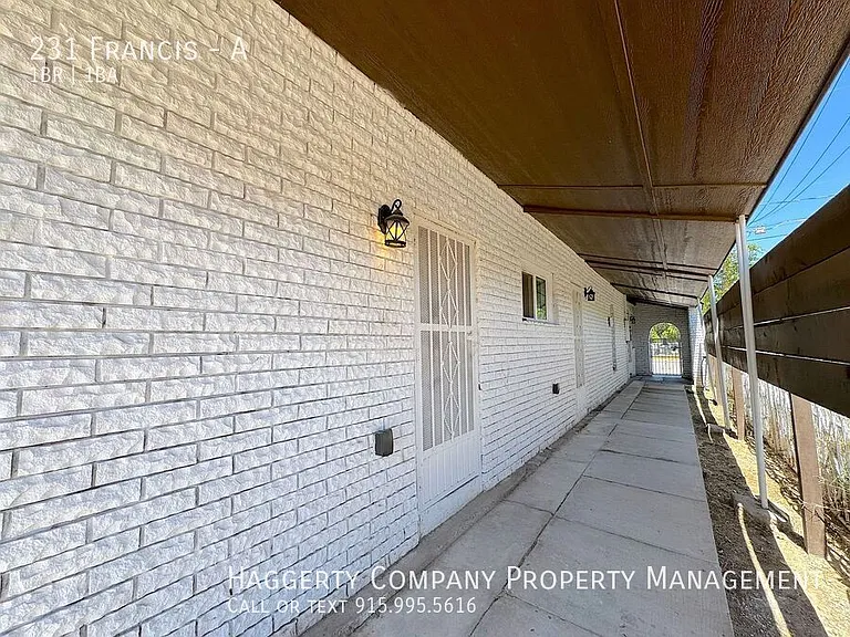 231 Francis St #A — Photo 3