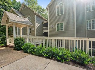 301 Glen Echo Ln APT D, Cary, NC 27518