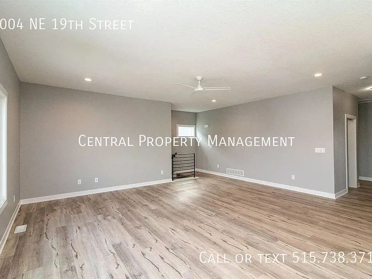 1004 NE 19th St — Photo 7