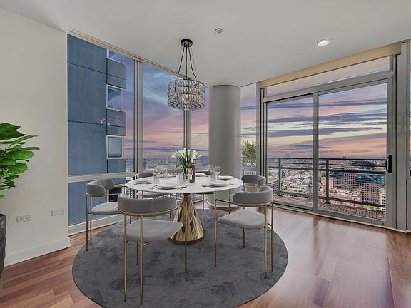 5th image of 737 W Washington Blvd APT 2410