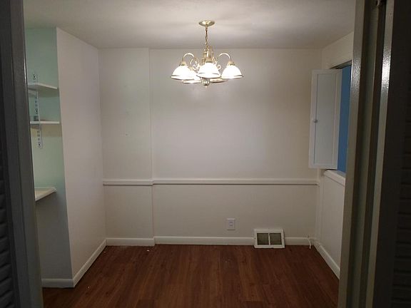 2nd image of 8701 Delmar Blvd APT 2C