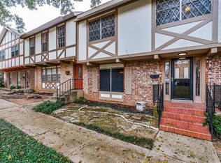454 Westview Ter, Arlington, TX 76013
