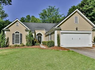 9904 Park Springs Ct, Charlotte, NC