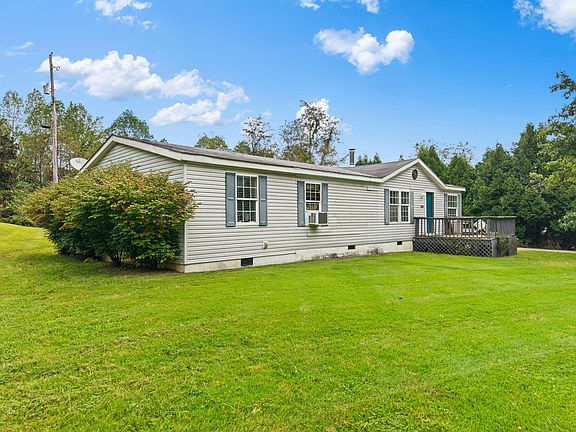 4th image of 320 Circle Dr