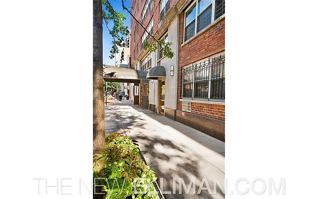 Sold by Douglas Elliman | media 18