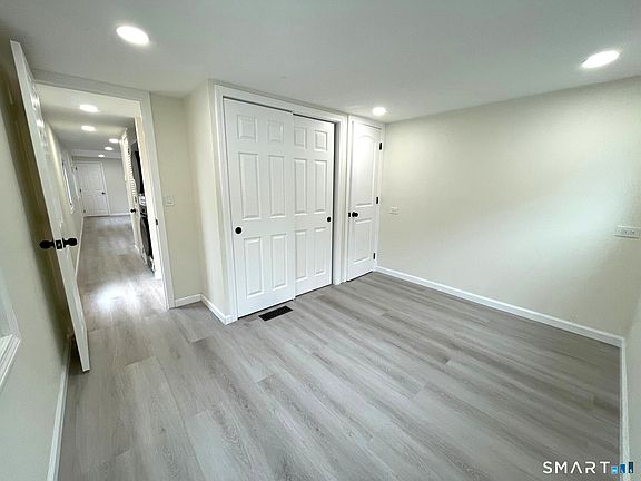 5th image of 1042 Poquonnock Road LOT 3