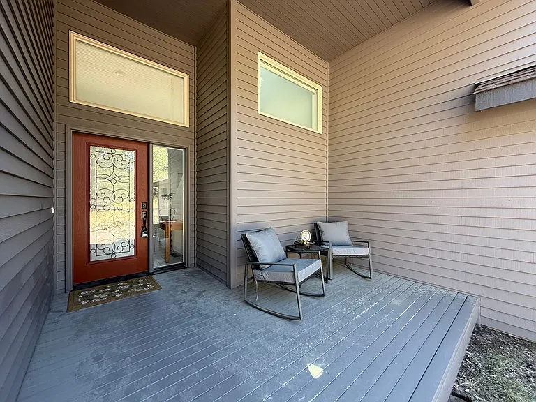 3 Cinder Ln — Photo 2