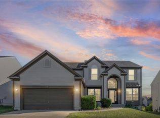 22511 W 113th St, Olathe, KS 66061