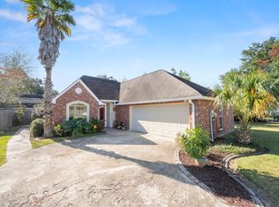 38109 Cove Ct, Prairieville, LA 70769