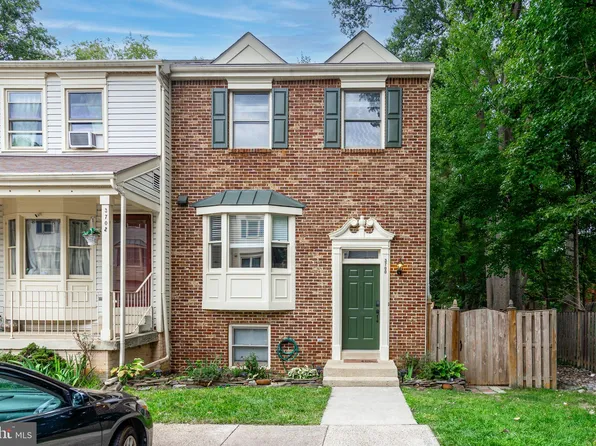 3700 Roxbury Ln, Alexandria, VA 22309