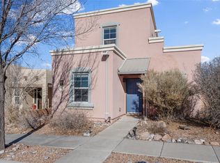 11 Paseo Luna Blanca, Santa Fe, NM 87508