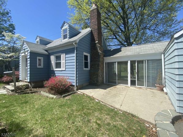 189 Knollwood Ter, Clifton City, NJ 07012