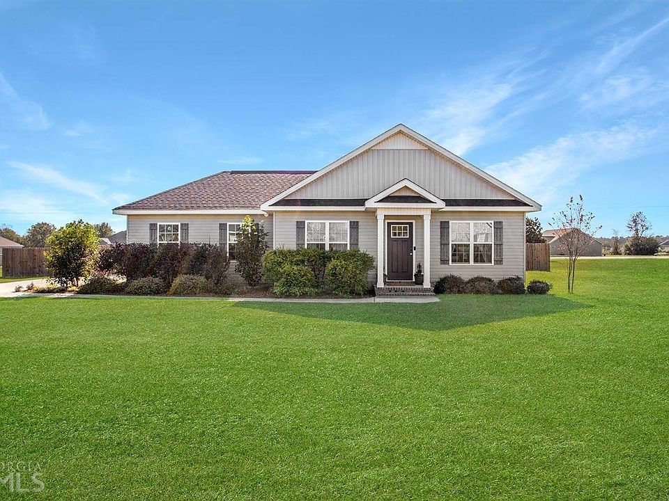 1st image of 228 Canterberry Pl