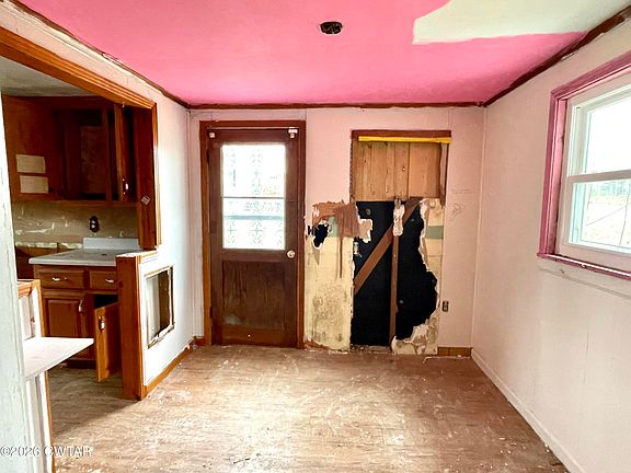 4th image of 89 McDonald Ave