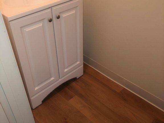 3rd image of 208 Holly Ave