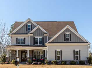 609 Hollymont Dr, Holly Springs, NC 27540