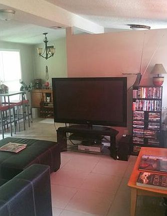5th image of 8128 N Packwood Ave