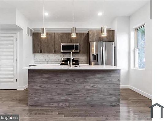 1st image of 1945 N 7th St #3