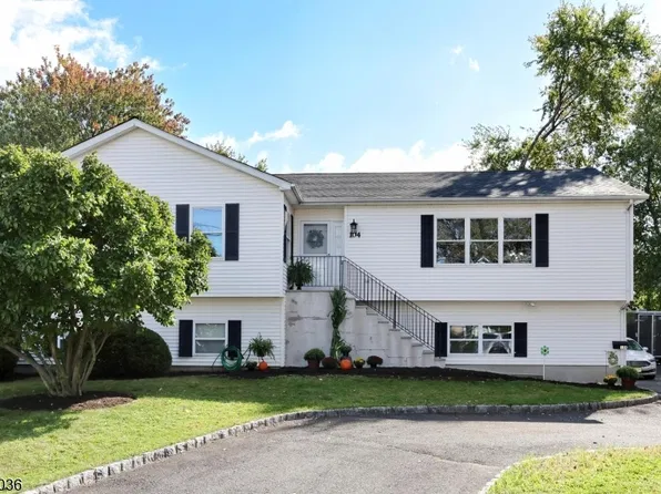 104 Bradford Ave, Little Falls Twp., NJ 07424
