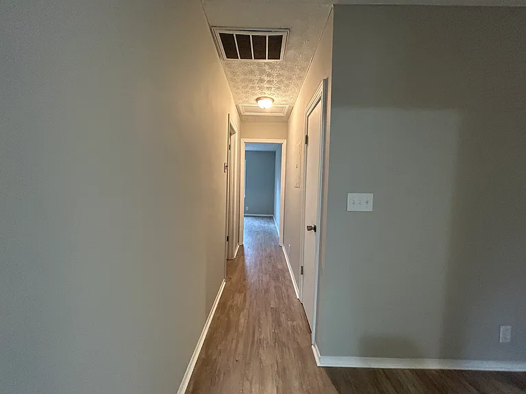 185 Springtree Rd #1 — Photo 6