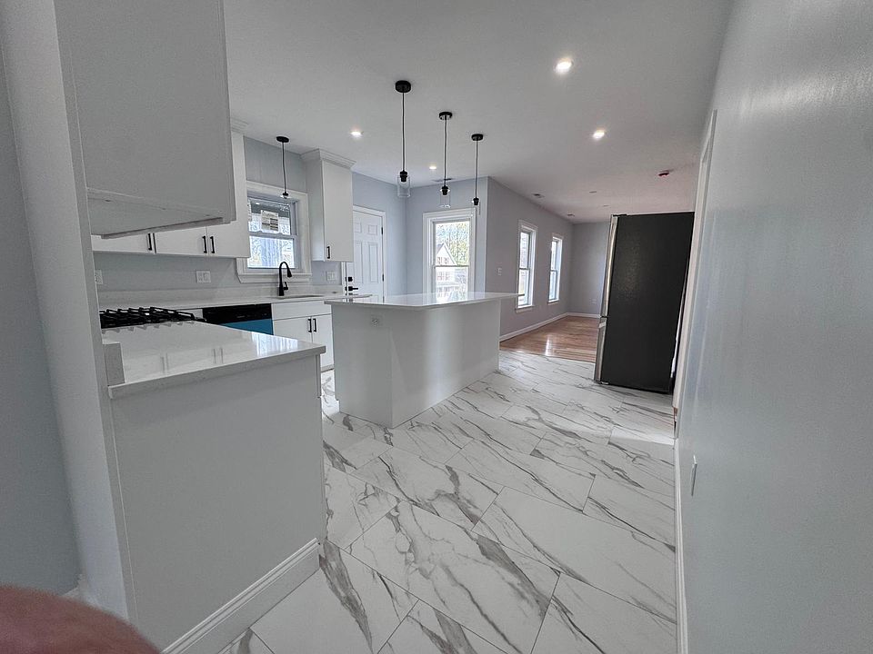 1st image of 214 Water St #2