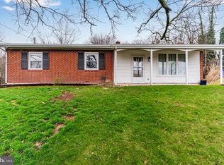 116 Pleasant View Ter, New Cumberland, PA 17070