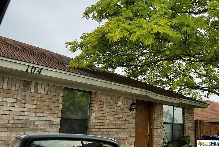 1st image of 104 Horseshoe Dr #B