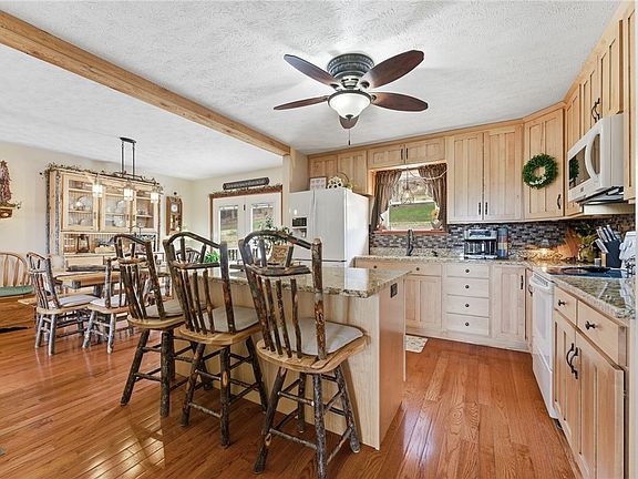 4th image of 192 Colvin Run Rd