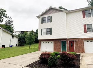 15 Seneca Rd, Huntington, WV 25705