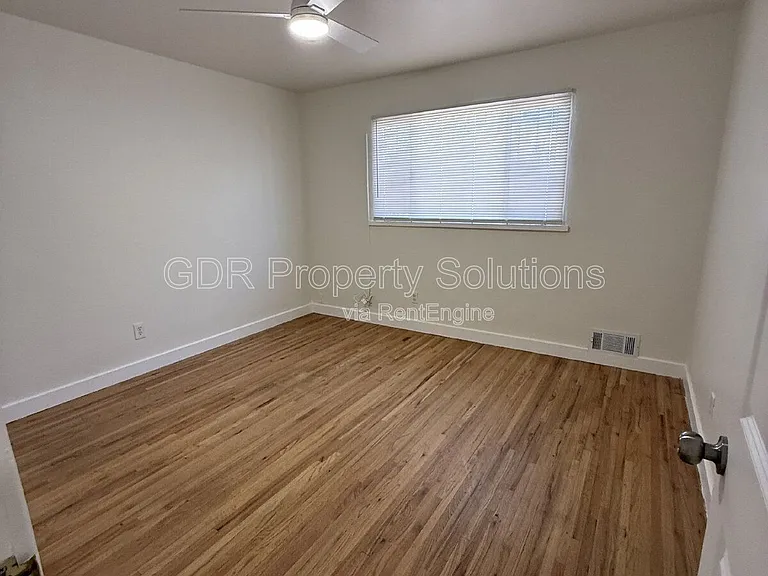 1317 Espanola St NE — Photo 14