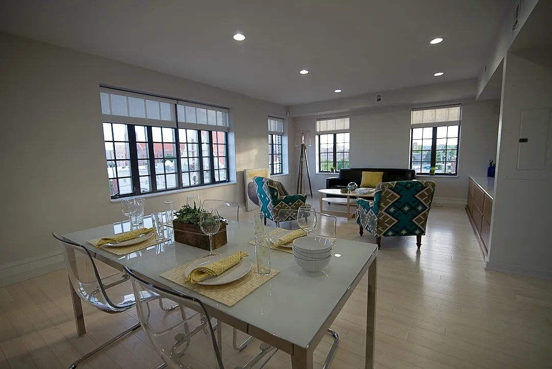 The Mayfair — Photo 2