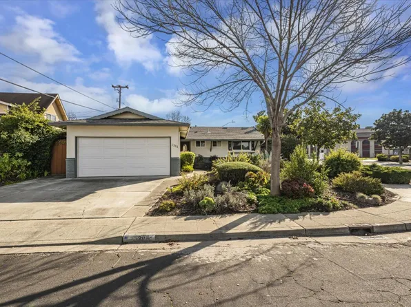 1386 Saratoga Dr, Milpitas, CA 95035