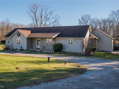 6327 E Calla Rd, New Middletown, OH, 44442