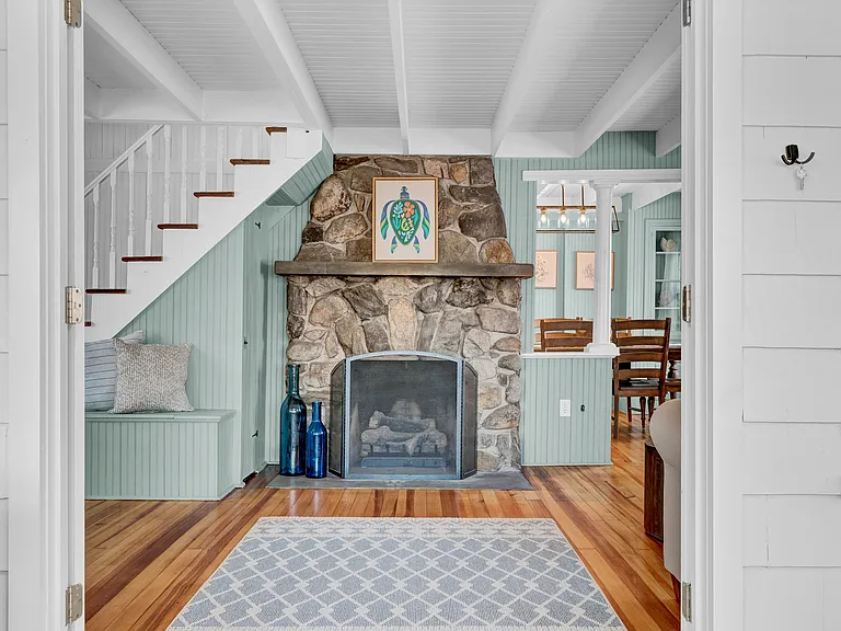 7 Whitecap Rd — Photo 10