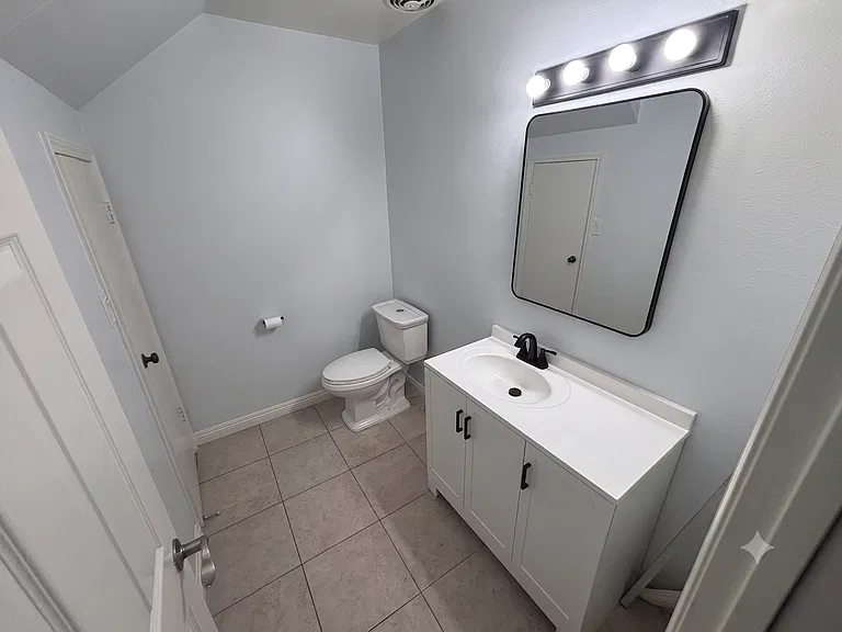 272 H St #B — Photo 7