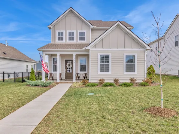 166 Harvest Point Blvd, Spring Hill, TN 37174
