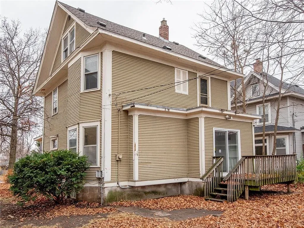 5 bed, $3,200 — Photo 2