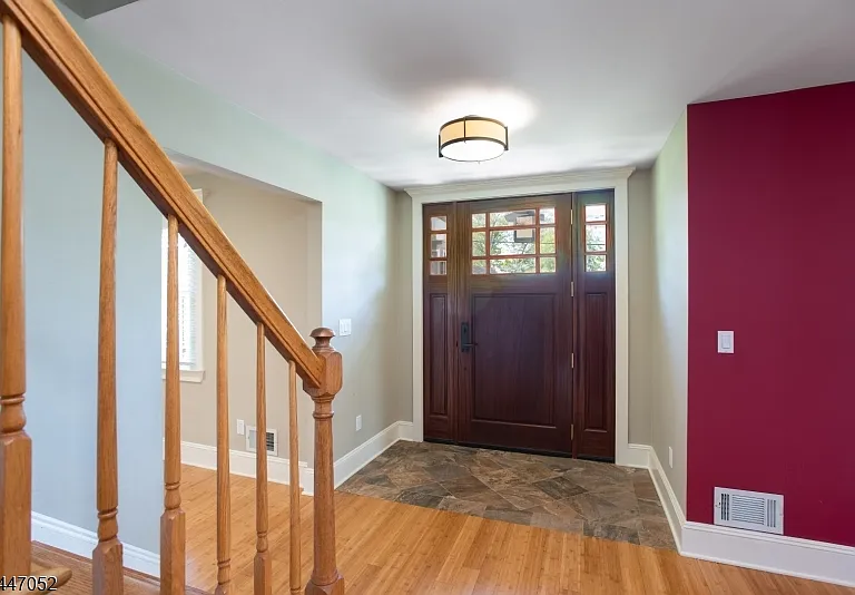 30 Gates Ave — Photo 21