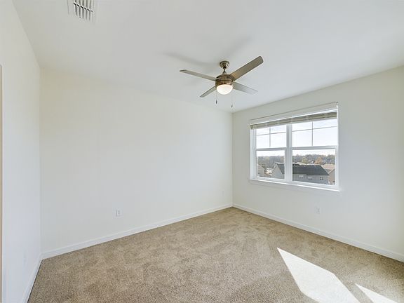 5th image of 2520 New Port Royal Rd #4302